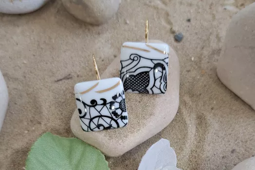 BOUCLE D'OREILLE CARRE