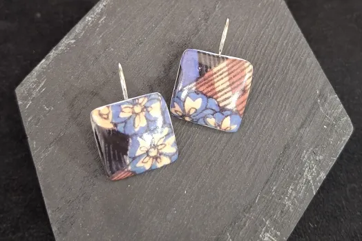 BOUCLE D'OREILLE CARRE