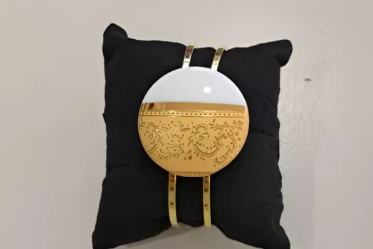 BRACELETS MANCHETTES