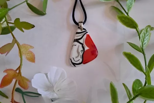 COLLIER
