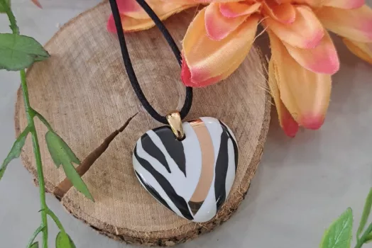 COLLIER COEUR