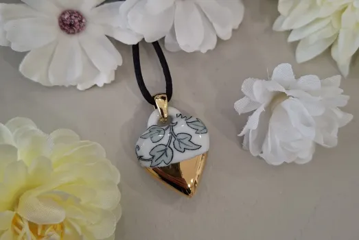 COLLIER COEUR BOMBE